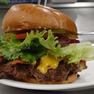 Bacon Cheeseburger