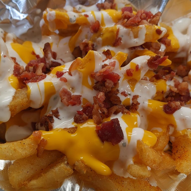Delicious cheese fries just for you
