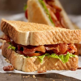 BLT Sandwich & Fries